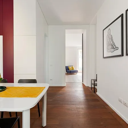 Modern & Comfortable Flat - Near Station Lejlighed