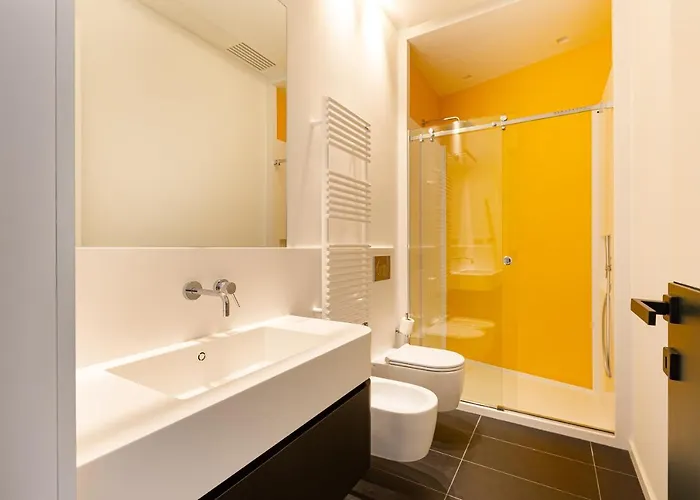 Guesthost - Modern & Comfortable Flat - Near Station Apartmán Milán
