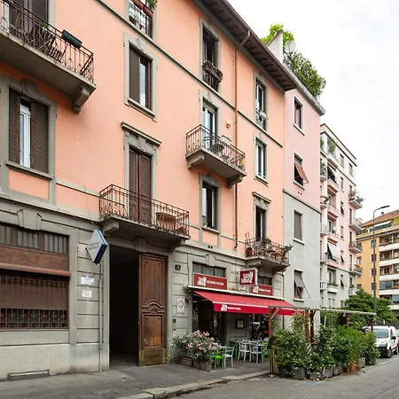 Modern & Comfortable Flat - Near Station Διαμέρισμα